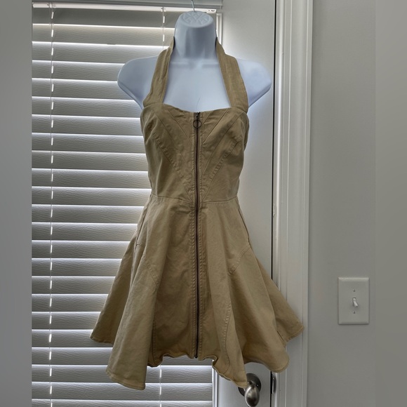 Bardot Women’s Lee Utility Halter Mini Dress// XS - Picture 3 of 13